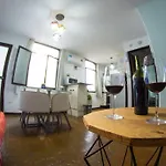 Beautiful Quiet Apartment Near A. Villanueva St