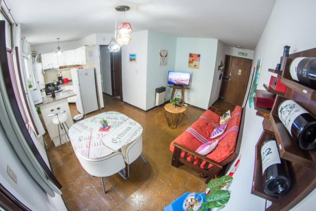 Apartamento Beautiful Quiet Near A. Villanueva St Mendoza